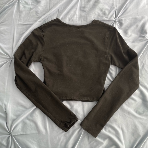 Adika black cut out long sleeve top - Picture 2 of 4
